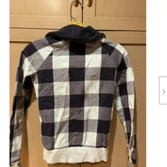 Divided  H & M blue plaid sweatshirt jacket size2 - Picture 6 of 6